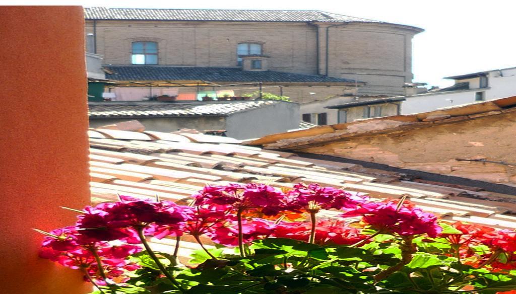 Camera Con Vista Fossombrone Εξωτερικό φωτογραφία